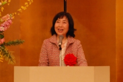 写真:挨拶する中山区長