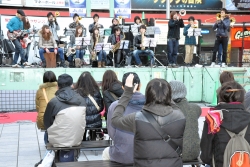 写真:ビッグバンドの演奏