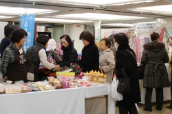 写真:販売ブース