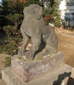 写真：中井御霊神社の狛犬