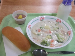 無償提供された友好提携都市・長野県伊那市産のブロッコリーが区立小・中学校の給食に登場小写真2