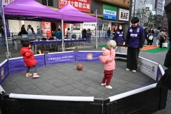 クリアソン新宿のミニサッカー教室の様子