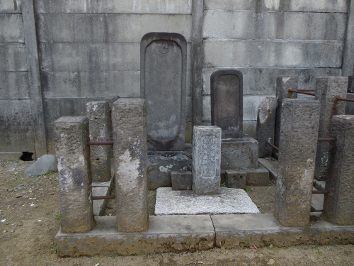 新宿区指定史跡「栗本丹洲の墓」画像
