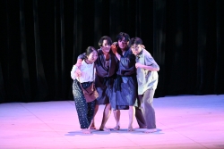 新宿区平和都市宣言40周年記念事業「平和のつどい」を開催小写真2