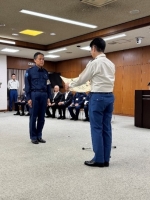 写真[2]：感謝状贈呈の様子