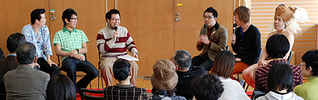 写真:トークライブの様子