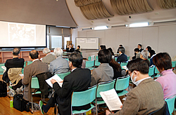 写真:午前の部・協働事業提案制度報告会