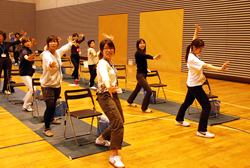 写真:歌舞伎のポーズ