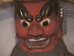 写真:閻魔(えんま)像の恐ろしい顔