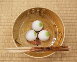 写真：お茶菓子