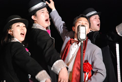 写真:東京ギンガ堂のステージ
