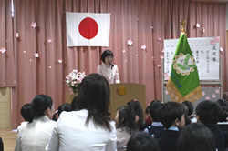 写真：四谷子ども園の入園式