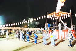 写真:西落合納涼盆踊り