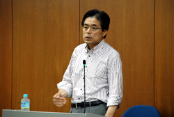 写真:講演する増田氏