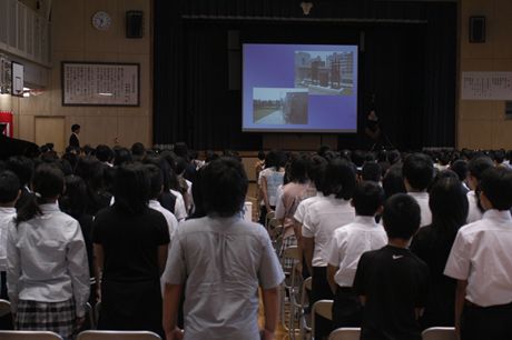 四谷小学校開校式典の様子