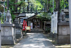 写真：稲荷鬼王神社