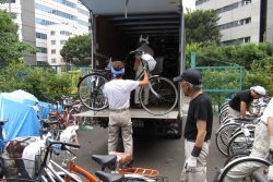 宮城県石巻市に自転車80台を贈る小写真1