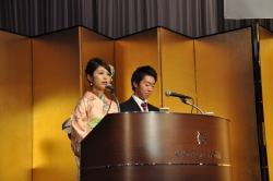 写真:司会の二人