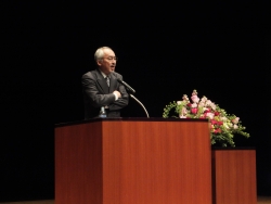 写真:水谷 修さんの講演