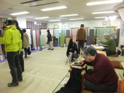 写真:「染の王国新宿展」の様子(落合第ニ小学校)