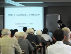 写真:講演の様子