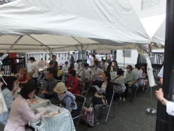写真:無料歯科健診会場の様子