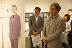 写真:内覧会の様子