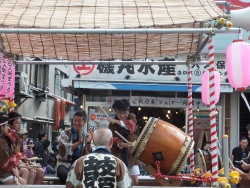 写真：おまつりの様子