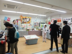 写真:参加者の皆さんと記念撮影