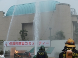 写真：信濃町地域防火防災訓練の様子