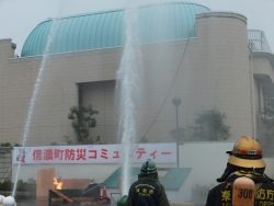 写真:信濃町地域防火防災訓練の様子