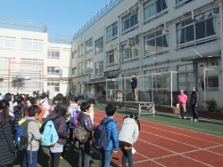 写真：会場に集まった子供たち