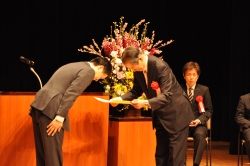 写真:表彰式の様子