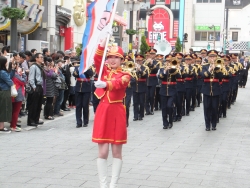 写真:東京消防庁音楽隊のパレード