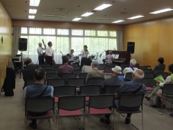 写真:ジャズ演奏風景