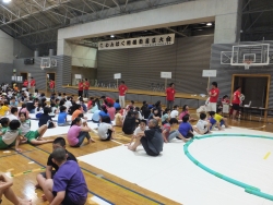 写真:相撲大会開会式風景