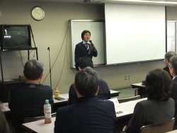 写真:閉会のあいさつ