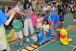 画像:にこにこ子育て電車