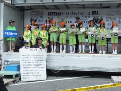 写真:戸塚交通少年団による合唱