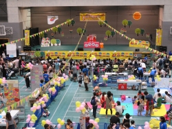 写真：今年もたくさんの方が来場