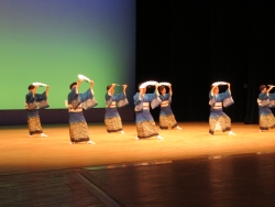 写真:あでやかな着物姿の皆さん