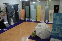 写真:染め物の展示