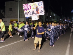 写真：市民おどりに参加した新宿民謡連盟