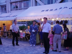 写真:戸山ハイツ北地区自治会盆踊り大会