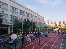 写真：上落合東部町会盆踊りオープニング