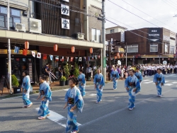 写真:伊那まつりの様子