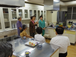 写真:消費者大学OB会の皆さん