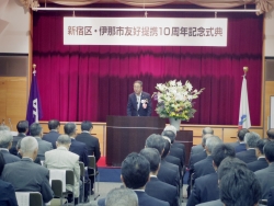 写真:伊那市長のあいさつ