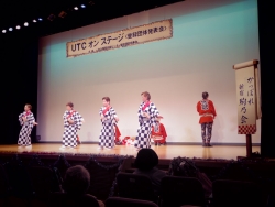 写真:登録団体による発表会