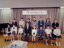 写真:長崎派遣の親子の皆さん